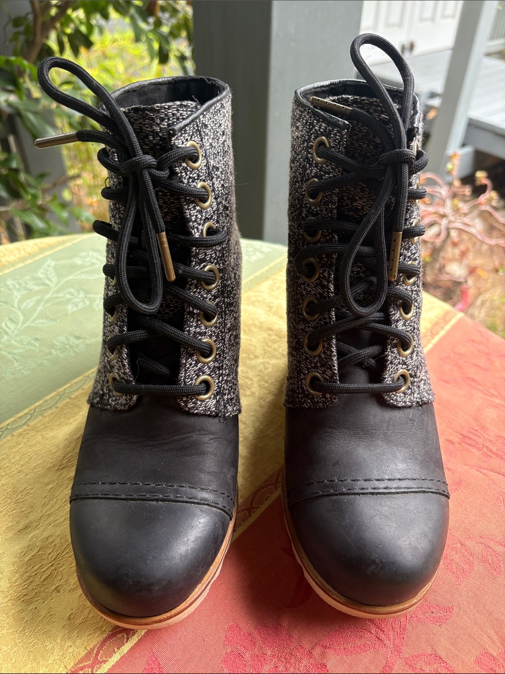 Sorel 1964 Black Tweed & Leather Lace -Up Wedge Boots